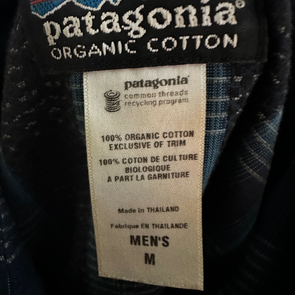 Patagonia Men's Organic Cotton Blue Plaid Shirt - Picture 2 of 2